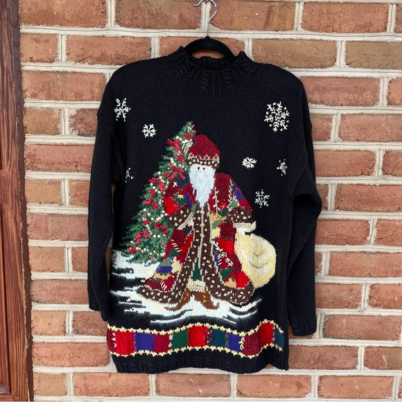 Beautiful festive Santa holiday Christmas sweater   Medium. Excellent quality - Picture 3 of 8